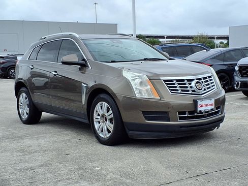 Used 2016 Cadillac SRX Luxury w/ Driver Awareness Package FWD image 2