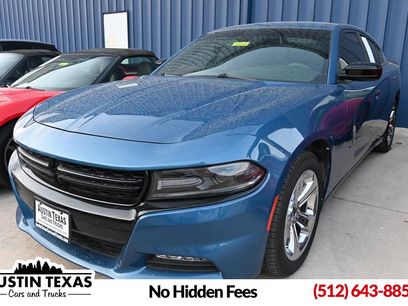 Used 2020 Dodge Charger SXT w/ Blacktop Package
