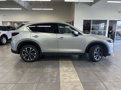 Used 2023 MAZDA CX-5 AWD 2.5 S w/ Premium Package image 8