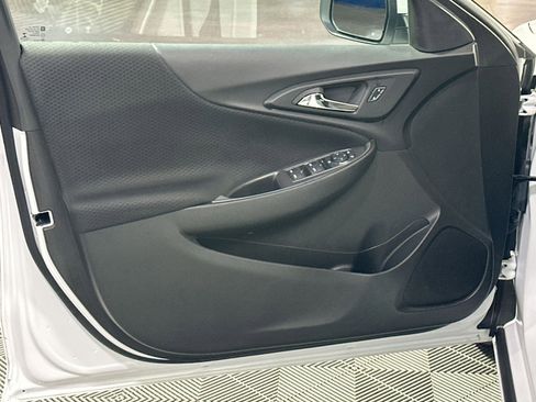 Used 2023 Chevrolet Malibu LT image 15