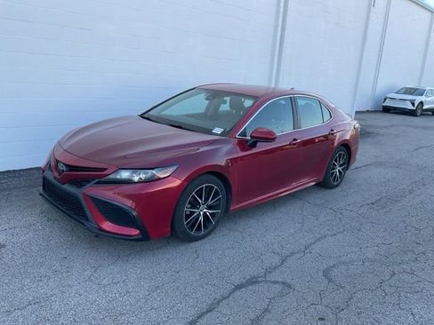 Used 2021 Toyota Camry SE image 25