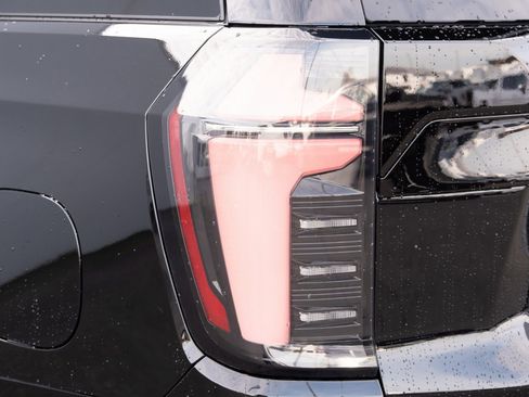 New 2026 Chevrolet Tahoe High Country image 30