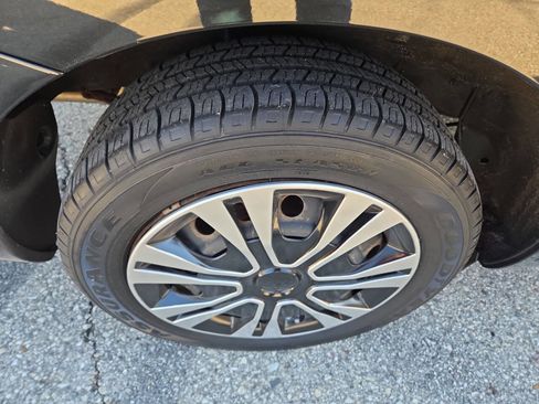 Used 2008 Toyota Yaris Sedan image 18