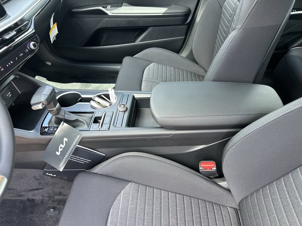New 2026 Kia K5 LXS FWD image 19
