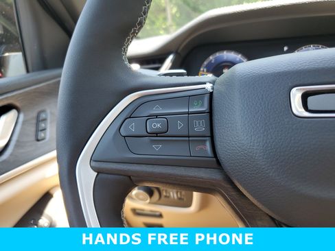 New 2025 Jeep Grand Cherokee Limited image 13