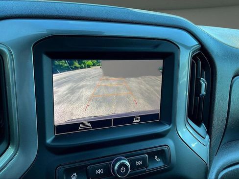 Used 2022 Chevrolet Silverado 1500 Custom w/ LPO, Dark Essentials Package AWD/4WD image 17