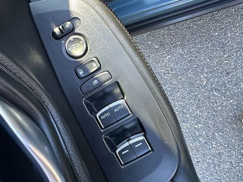 Used 2025 Honda HR-V Sport image 26