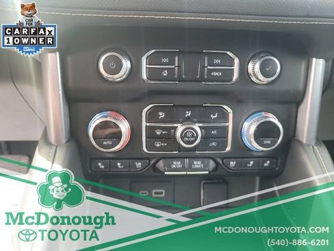 Used 2024 GMC Yukon SLT AWD/4WD image 25