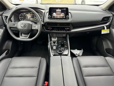 New 2026 Nissan Rogue SV image 6