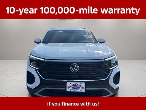 Used 2025 Volkswagen Atlas Cross Sport SE AWD/4WD image 9
