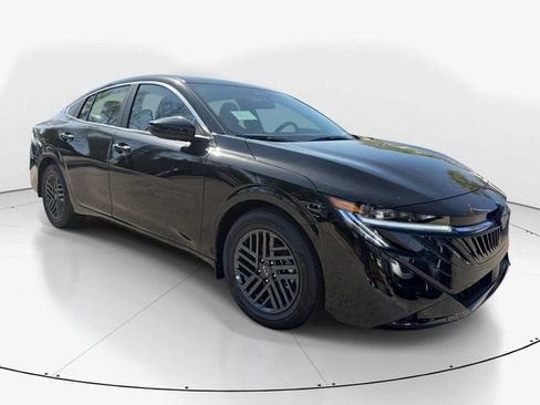 New 2026 Nissan Sentra SV w/ SV Convenience Package FWD image 3