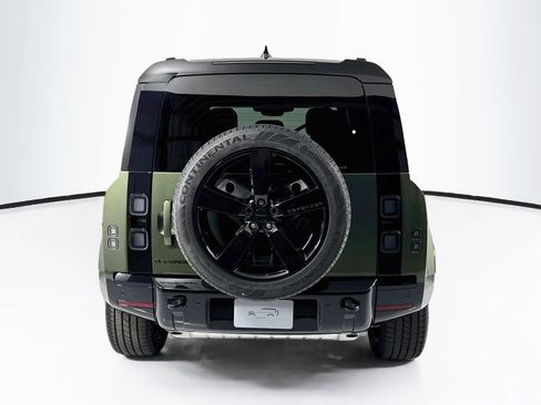 New 2026 Land Rover Defender 110 X-Dynamic SE AWD/4WD image 6
