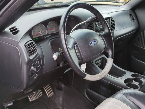 Used 2003 Ford F150 Harley-Davidson image 10