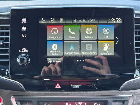 Used 2022 Honda Pilot TrailSport image 14