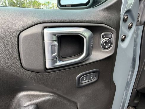 Used 2024 Jeep Wrangler Sport AWD/4WD image 21