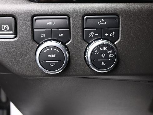 Used 2024 GMC Sierra 1500 Elevation image 28