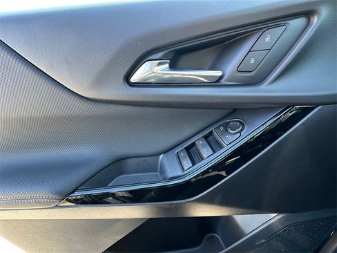 New 2026 Chevrolet Equinox LT image 10