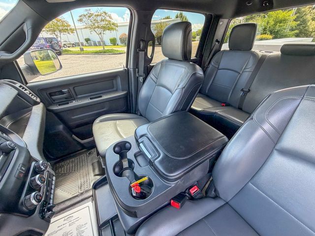 Used 2022 RAM 2500 Tradesman w/ Chrome Appearance Group RWD image 16