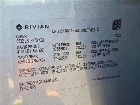 Used 2023 Rivian R1S Adventure AWD/4WD image 21