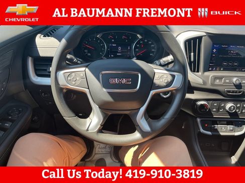 Used 2023 GMC Terrain SLE w/ Driver Convenience Package FWD image 13
