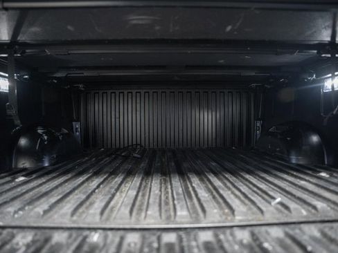 Used 2023 Toyota Tundra Platinum image 10