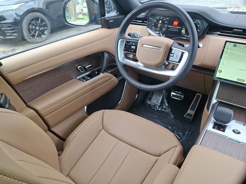 New 2026 Land Rover Range Rover SE AWD/4WD image 17