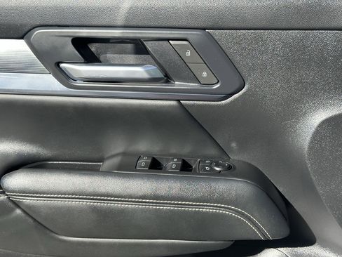 Used 2025 GMC Terrain Elevation image 20