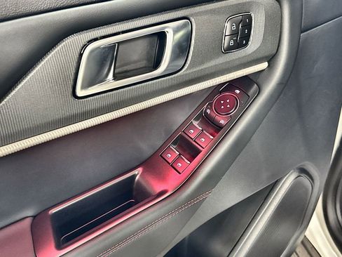 New 2026 Ford Explorer ST-Line w/ ST-Line Street Pack AWD/4WD image 14