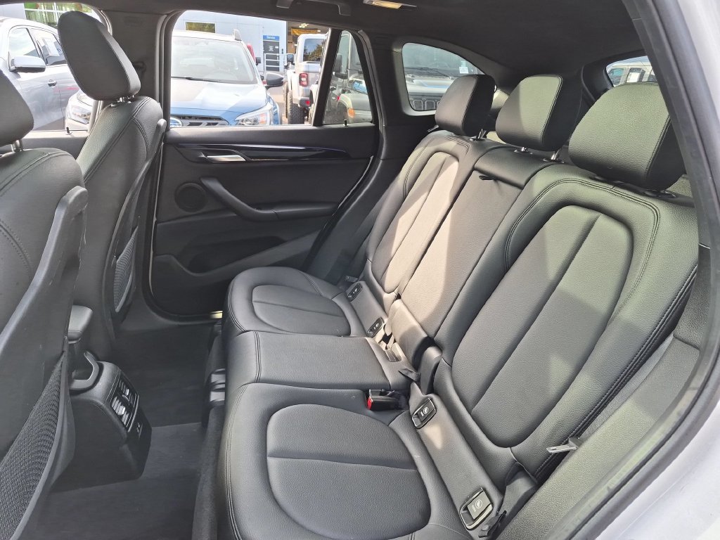 Used 2021 BMW X1 xDrive28i w/ Premium Package AWD/4WD image 14