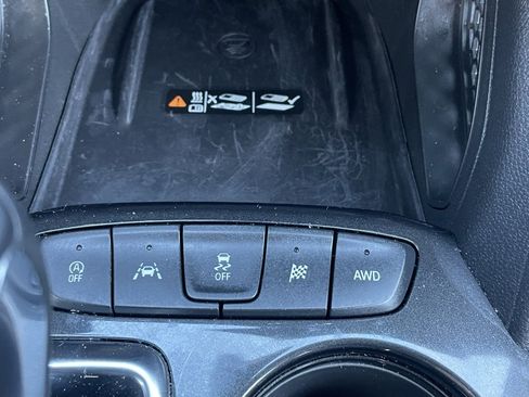 Used 2025 Chevrolet TrailBlazer RS w/ Convenience Package image 32