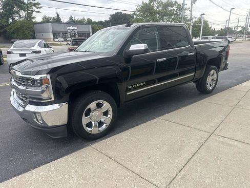 Used 2017 Chevrolet Silverado 1500 LTZ w/ Sport Package AWD/4WD image 6