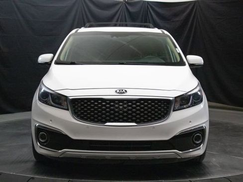 Used 2018 Kia Sedona SX Limited image 4