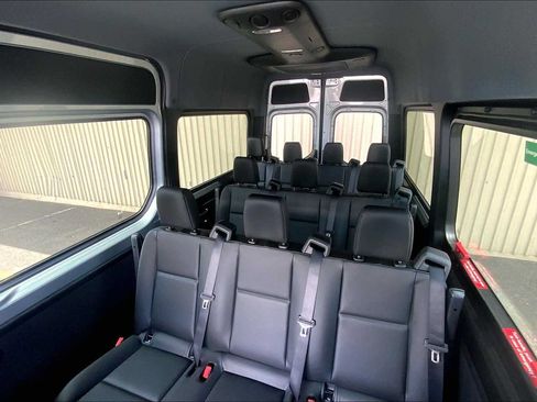Used 2025 Mercedes-Benz Sprinter 2500 image 6