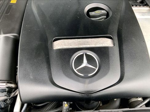 Used 2016 Mercedes-Benz C 300 Sedan image 31