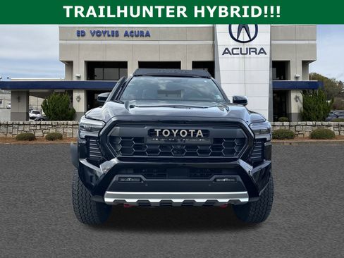 Used 2025 Toyota Tacoma 4x4 Double Cab Hybrid image 2