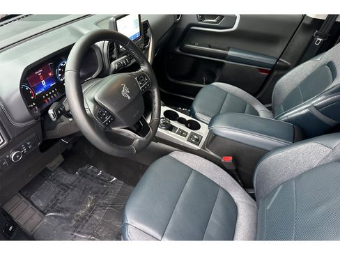 Used 2022 Ford Bronco Sport Outer Banks w/ Tech Package image 12