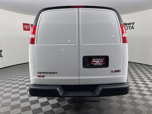 Used 2024 GMC Savana 2500 Extended image 18
