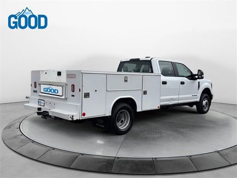 Used 2022 Ford F350 XL w/ Power Equipment Group image 5