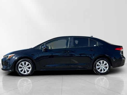 Used 2026 Toyota Corolla LE image 7