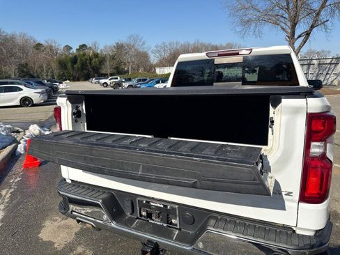 Used 2022 Chevrolet Silverado 1500 LTZ w/ Safety Package II image 55