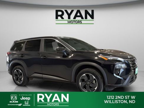 Used 2025 Nissan Rogue SV AWD/4WD image 19