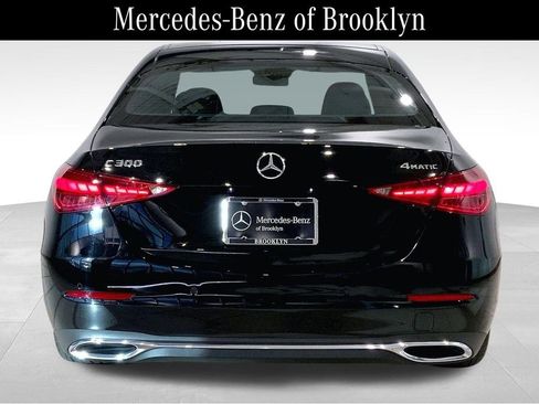 Certified 2025 Mercedes-Benz C 300 4MATIC Sedan image 4