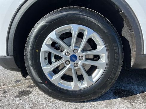 Certified 2022 Ford Escape SE w/ Convenience Package image 16