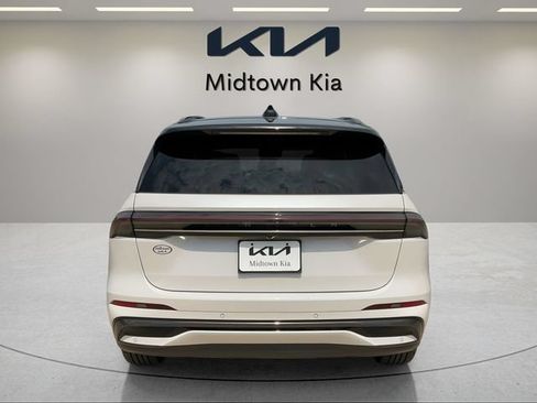 Used 2024 Lincoln Nautilus Black Label w/ Jet Appearance Package (87T) AWD/4WD image 4