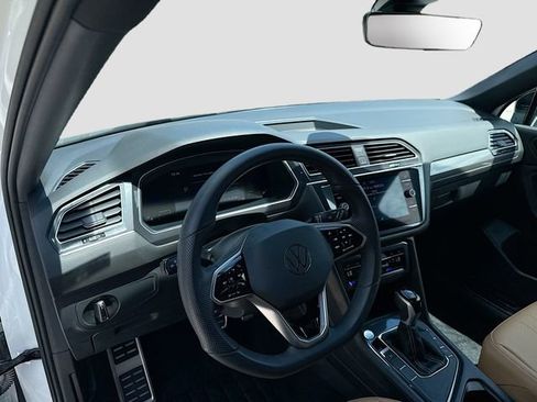 Used 2024 Volkswagen Tiguan SE R-Line FWD image 26