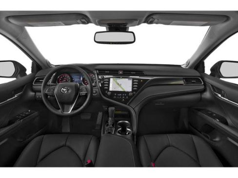 Used 2019 Toyota Camry XSE FWD image 11