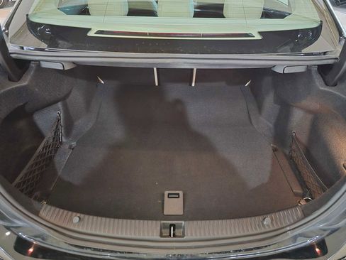 Used 2018 Mercedes-Benz C 300 4MATIC Sedan image 18