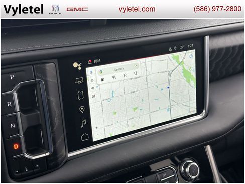 Used 2024 GMC Yukon Denali w/ Advanced Technology Package image 29