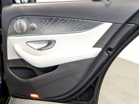 Used 2023 Mercedes-Benz E 350 Sedan image 23