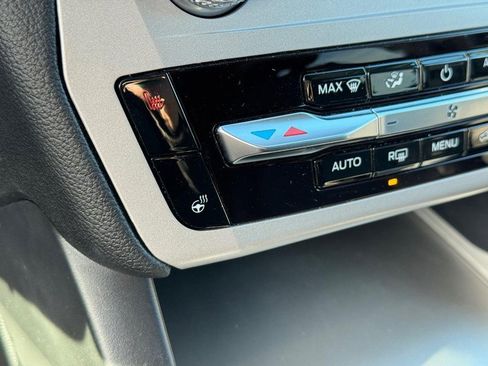 Used 2023 Ford Explorer XLT w/ Equipment Group 202A image 20